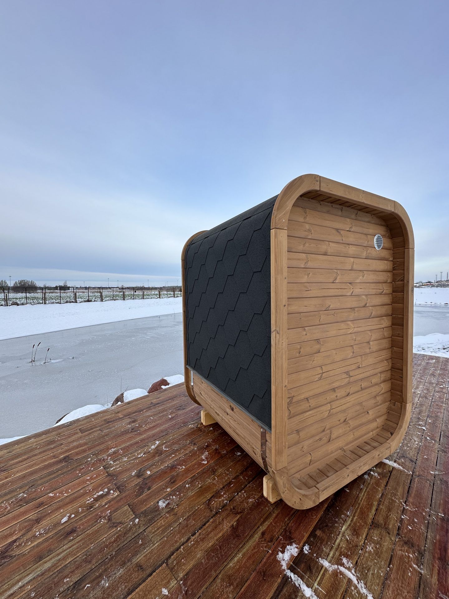 Finn Art Fasssauna Premium Mini Quadro Thermoholz montiert, Schwarz