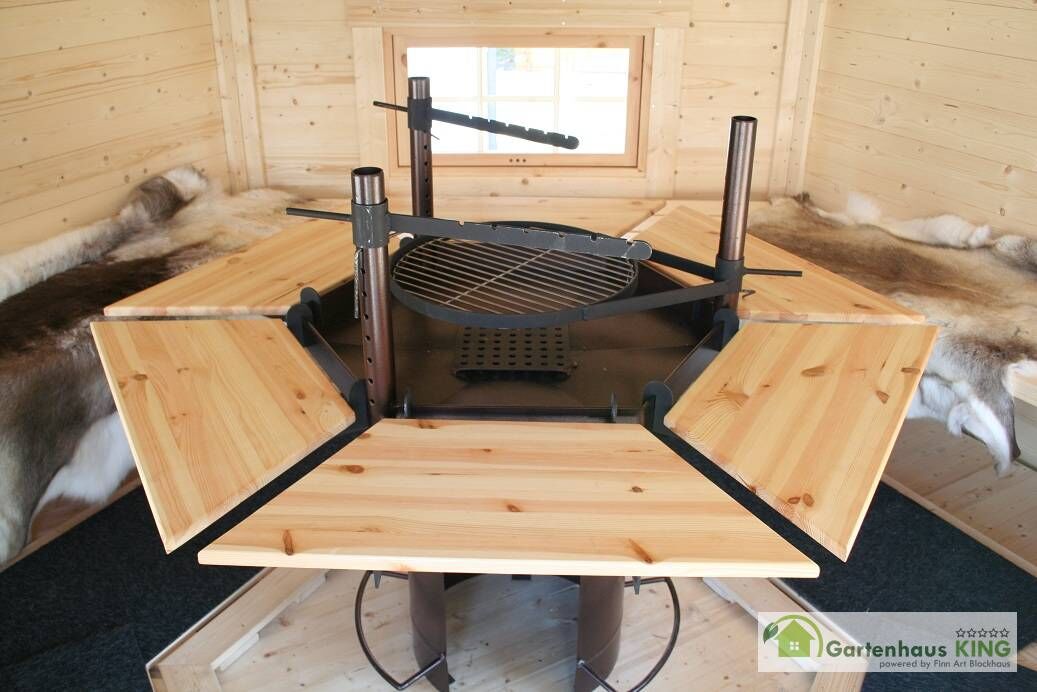 Grillanlage mit Schaschlik Spießhaltern