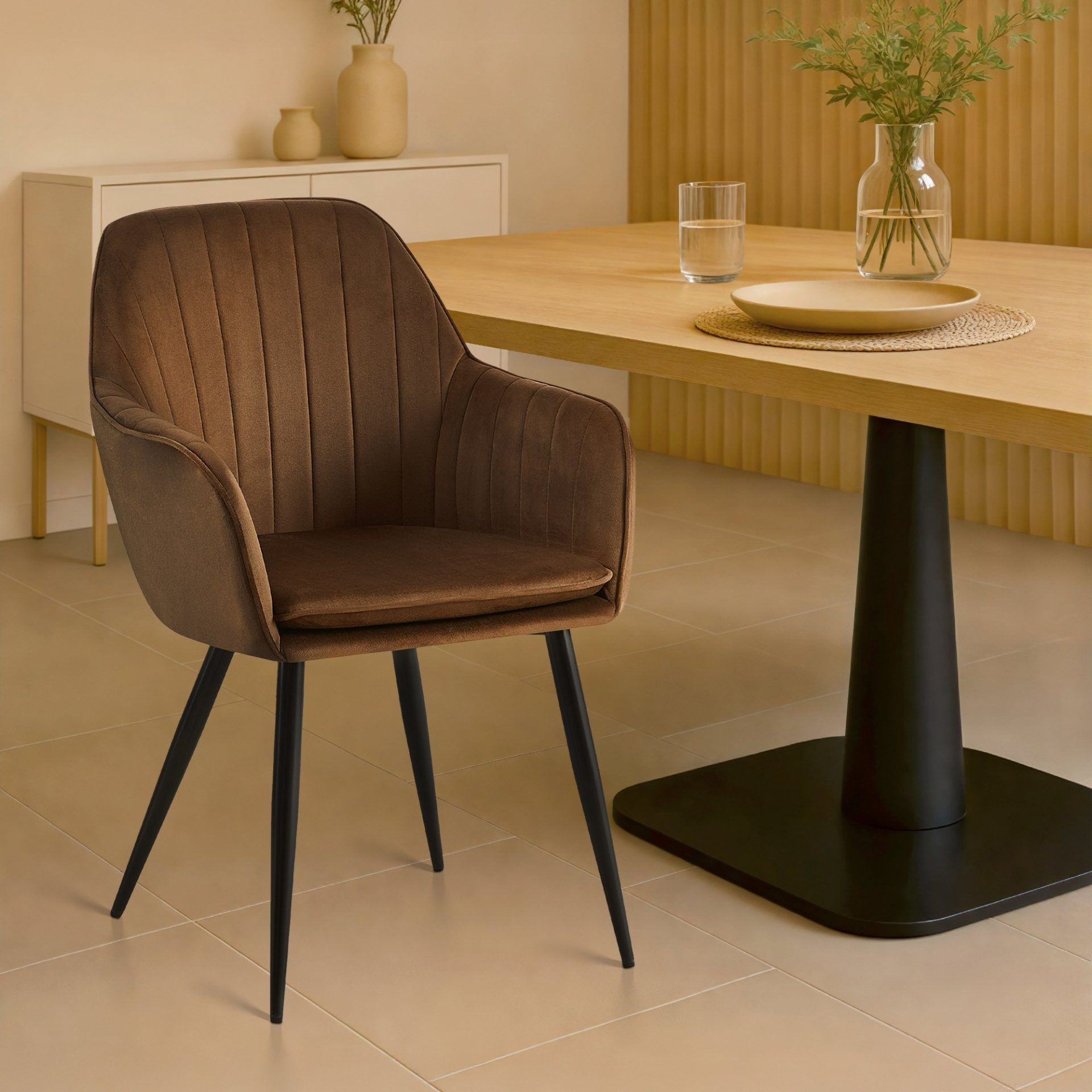Esszimmerstuhl Cheryl Samt schwarz, braun