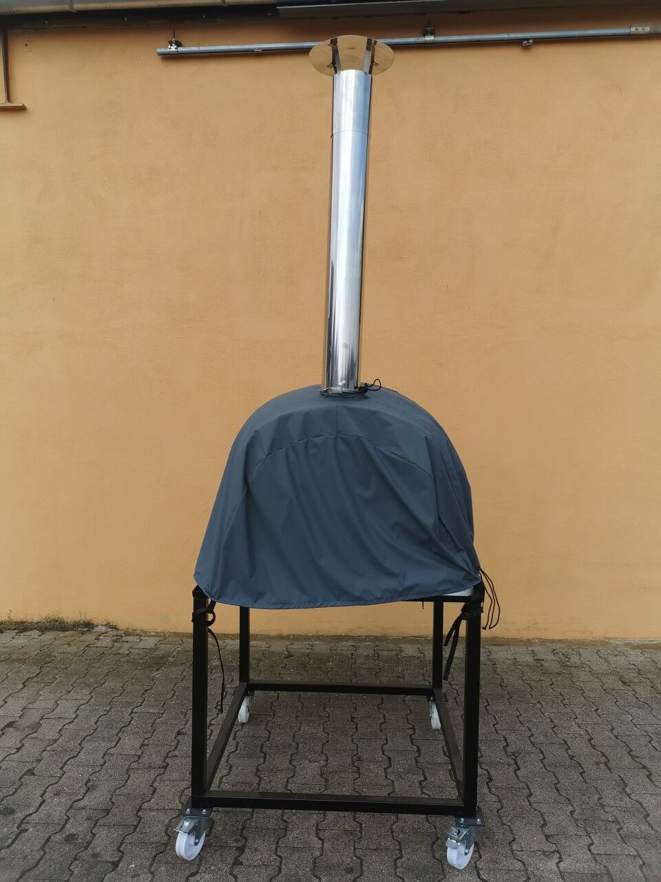 Wetterschutz für Holzbacköfen