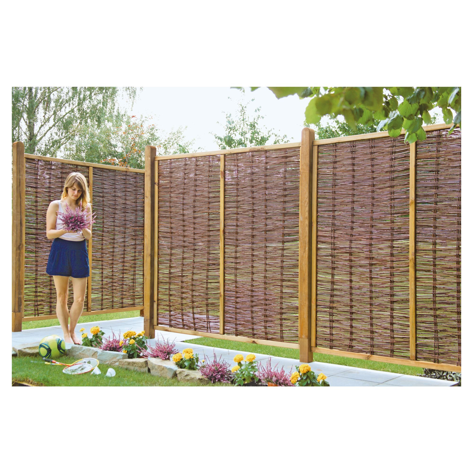FOGO Weidengeflechtzaun, 180 x 180 cm, mit Rahmen und Strebe