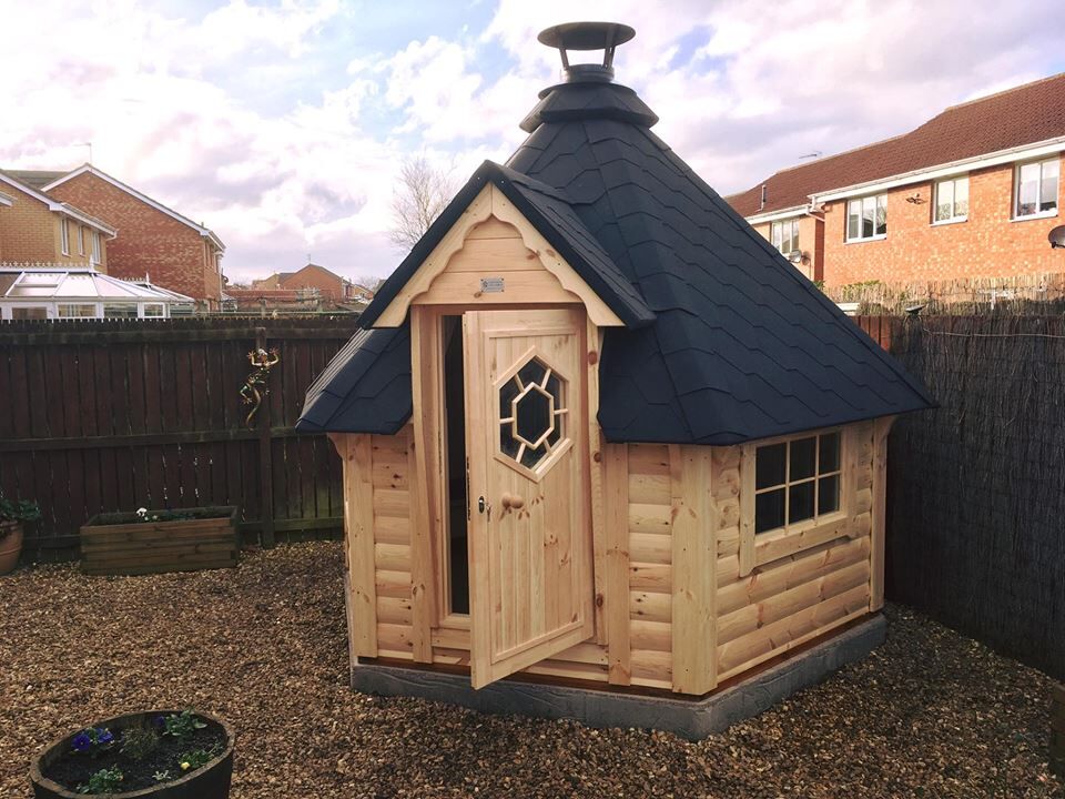 Finn Art Grillkota Elegance 7 m² Schwarz