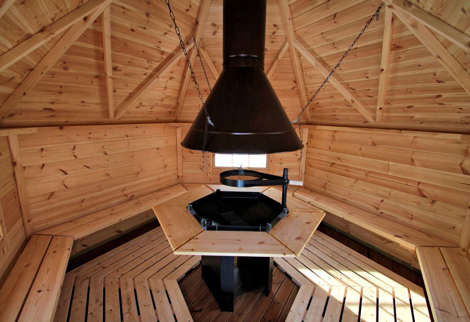 Grillhaus Grillkota Exzellent 9 qm mit Grillanlage für max. 15 Personen