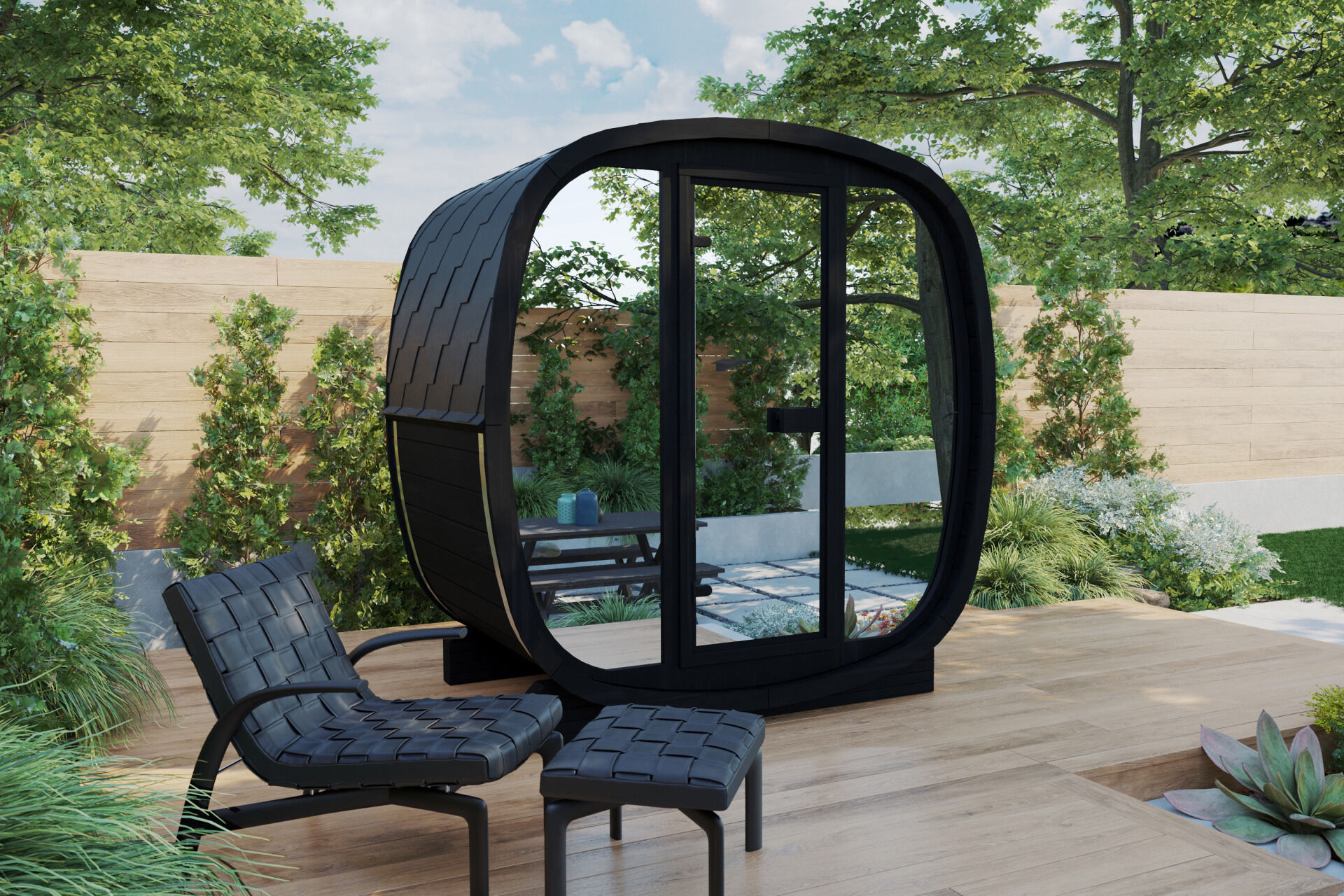 Finn Art Fasssauna Quadro 130 BLACK SPEZIAL VERSPIEGELT auf Gartenterrasse