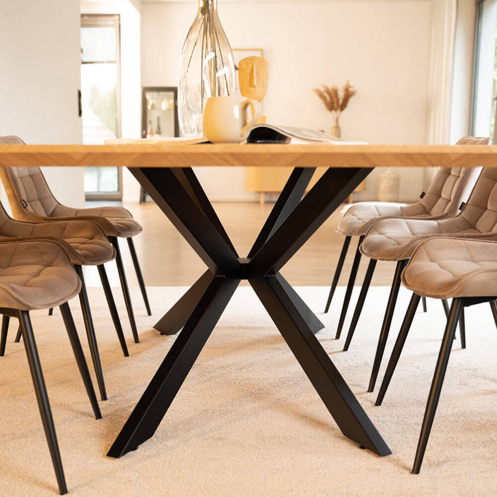 Esstisch Eckig AVENCIA inkl. Sternfuß -160 x 100 cm Fishbone Oak