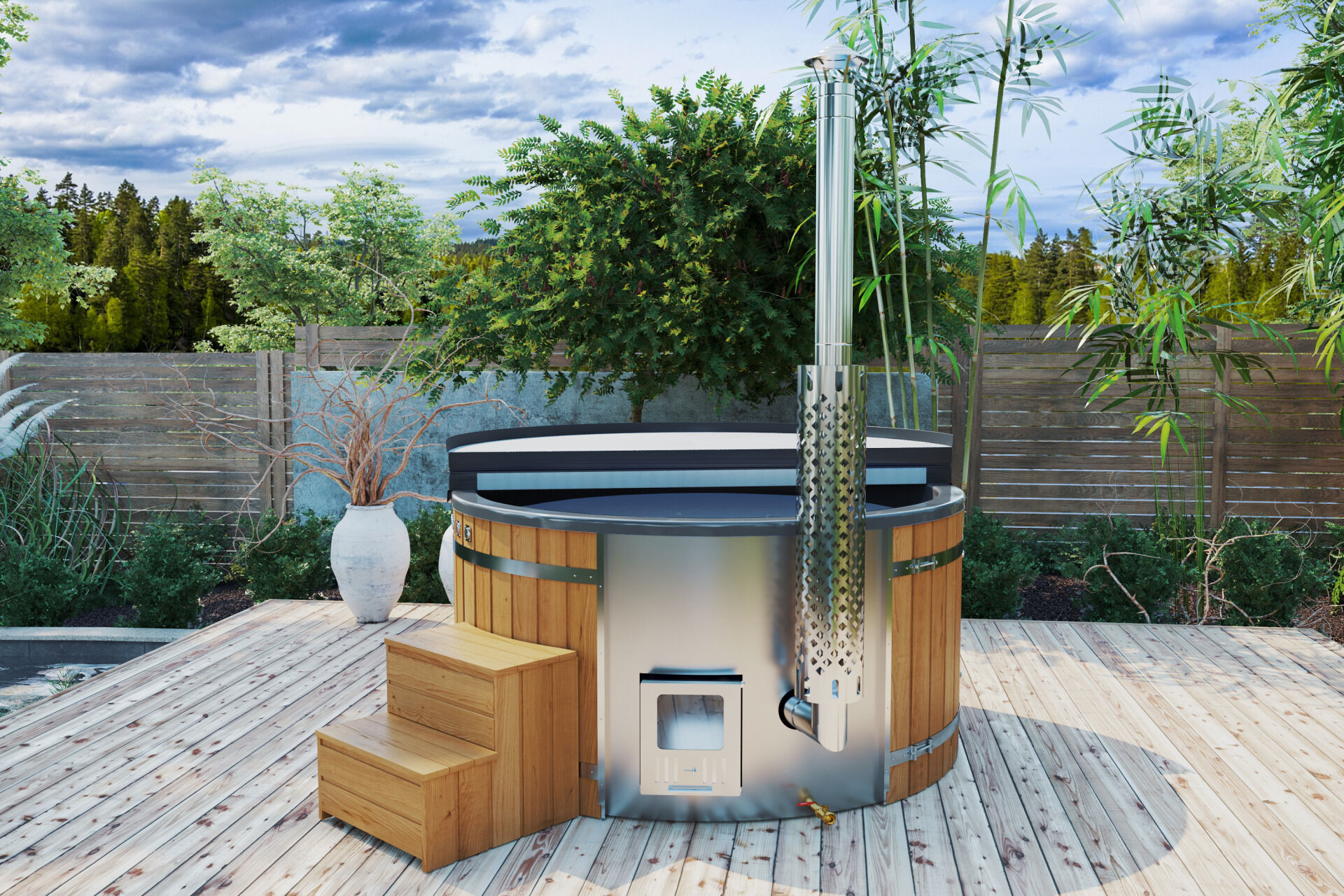 Badefass Prestige rund Thermoholz mit grauem Einsatz, Iso-Deckel, integriertem Holzofen und Treppe auf Terrasse