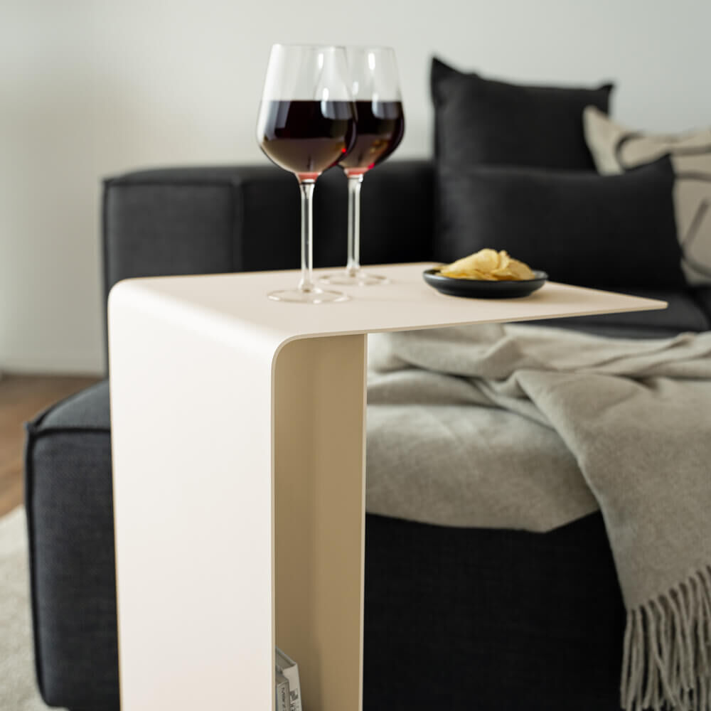 Beistelltisch aus Metall ZIMA - Creme