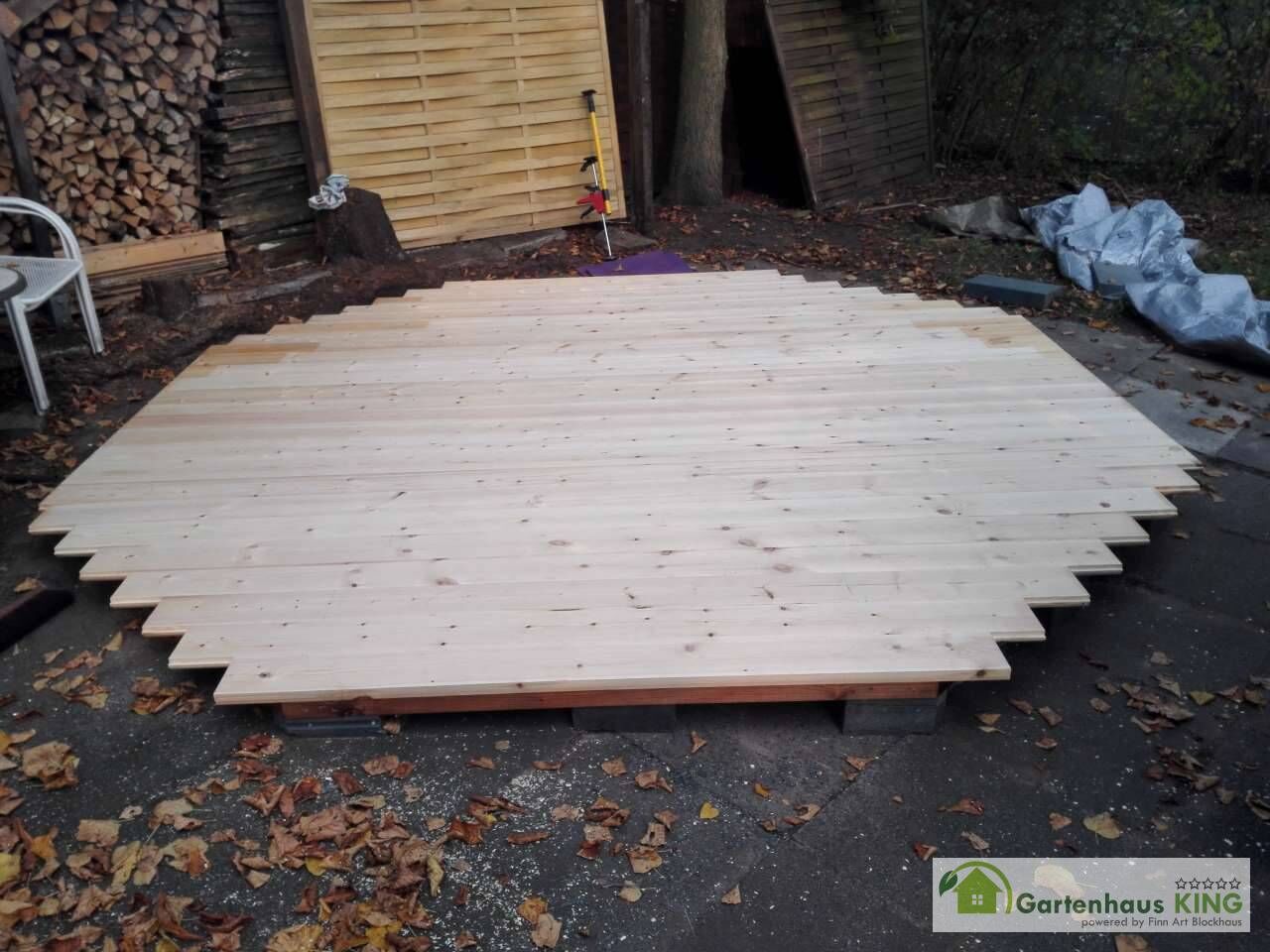 Gartenpavillon-10-aus-Holz-9